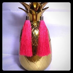 🔥FREE WITH $10 PURCHASE🔥Magenta Tassel Earrings
